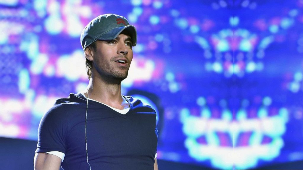 enrique iglesias billboard latino 2022