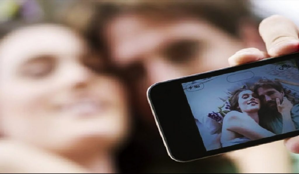 Redes-sociales-parejas