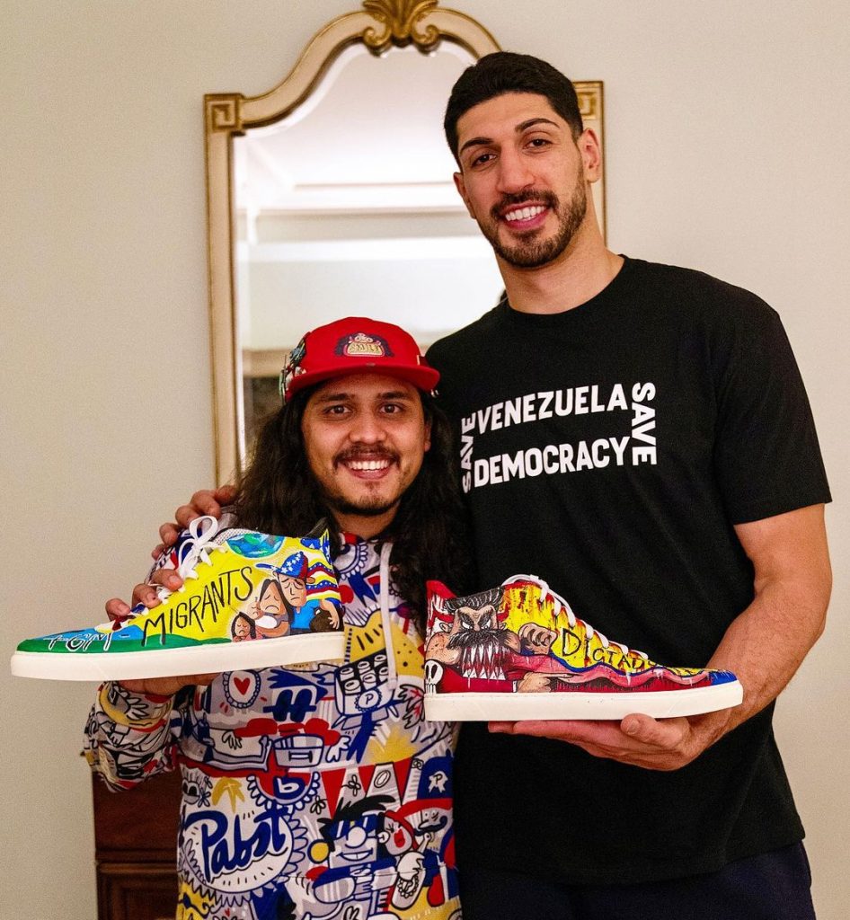 enes kanter shoes venezuela 