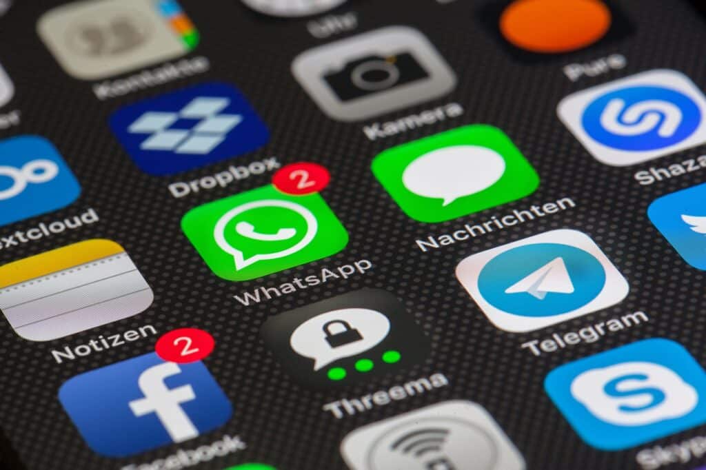 whatsapp hoy