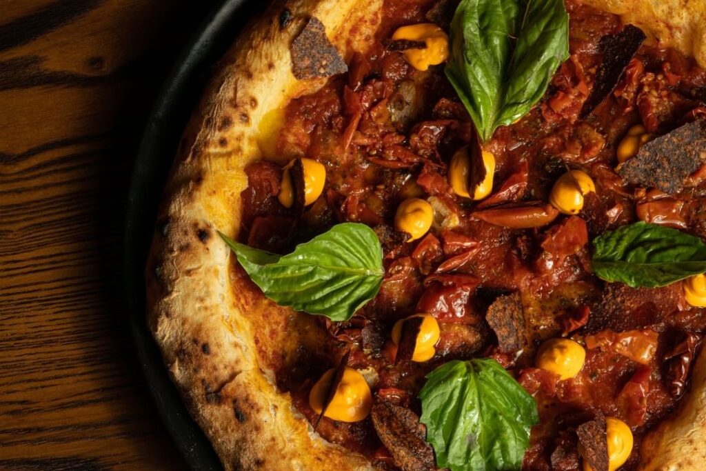 una pizza napoletana