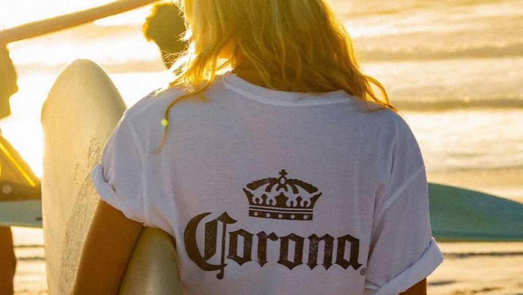 Corona ropa lifestyle