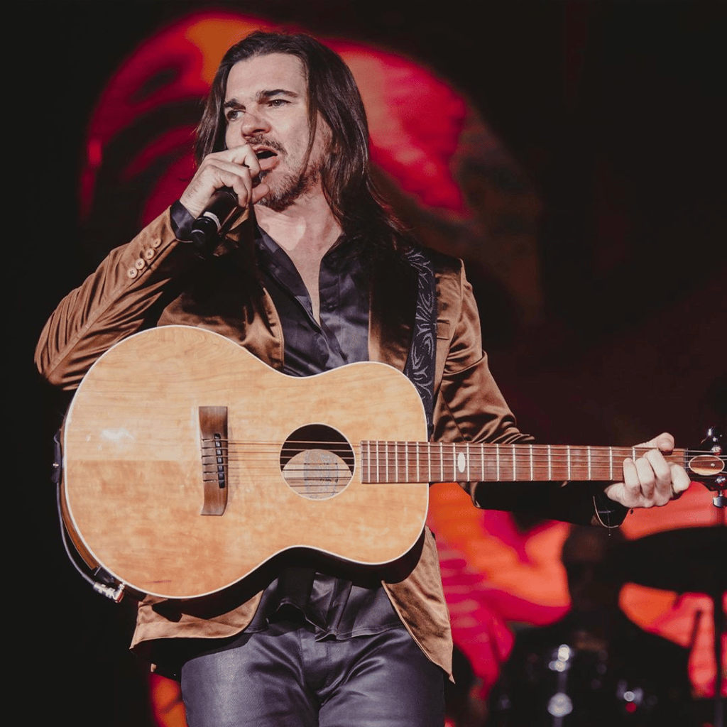 Juanes y Johnny Ventura entra en el salón de la fama de compositores latinos