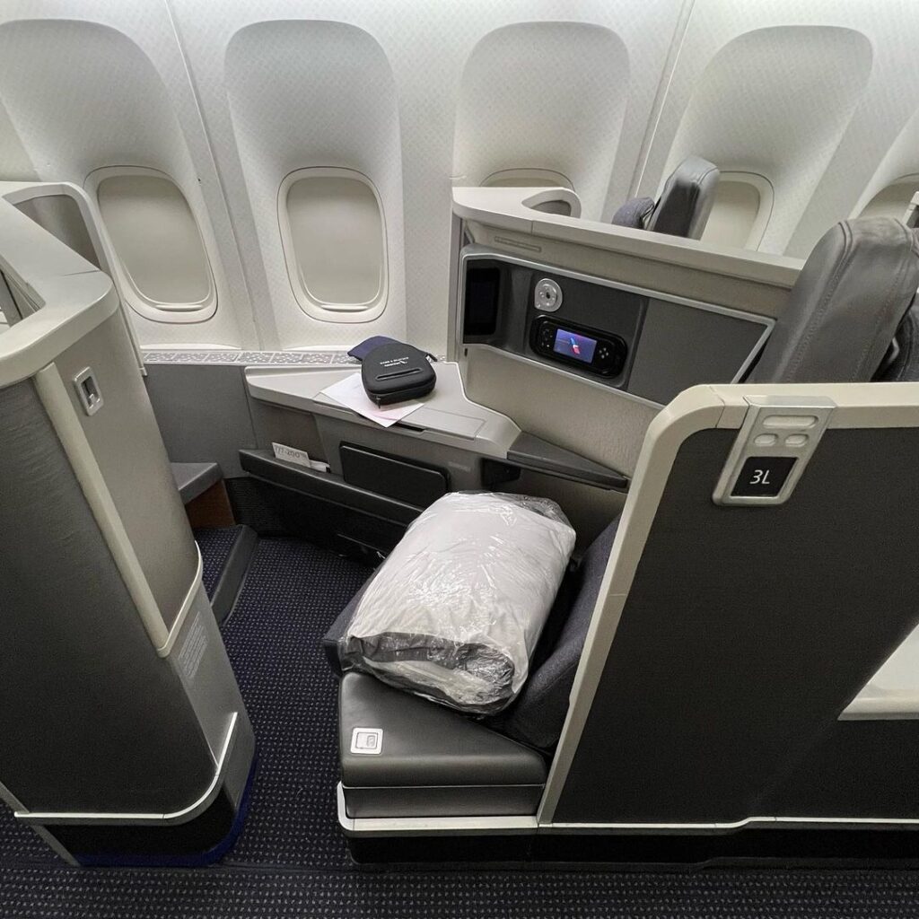 por qué American Airlines ya no tendrá primera clase