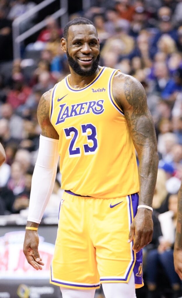 lebron james lakers noticias