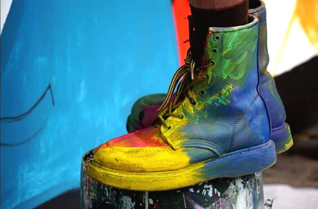 quien es el artista oficial del latin grammy 2022