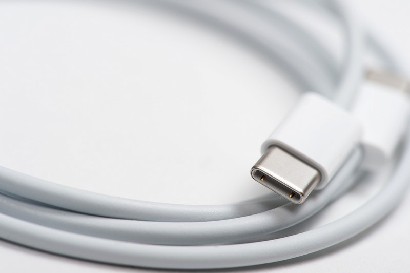 por que apple se pasa a conector USB-C