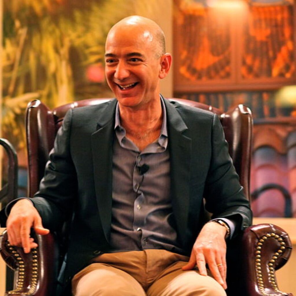 A cuál fundacion dono jeff bezos $5 millones