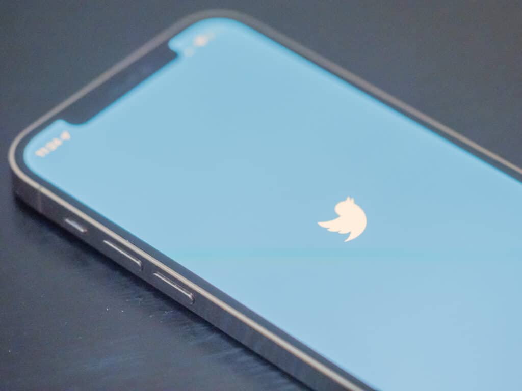 cantidad de caracteres en twitter 2022