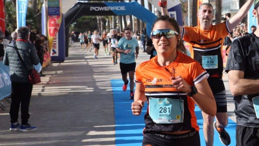 maraton miami incluye categoria no binaria?