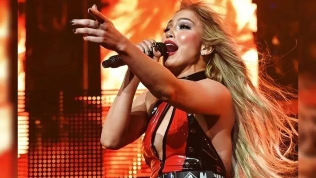 que ofrece el programa de jennifer lopez y virgin voyages?