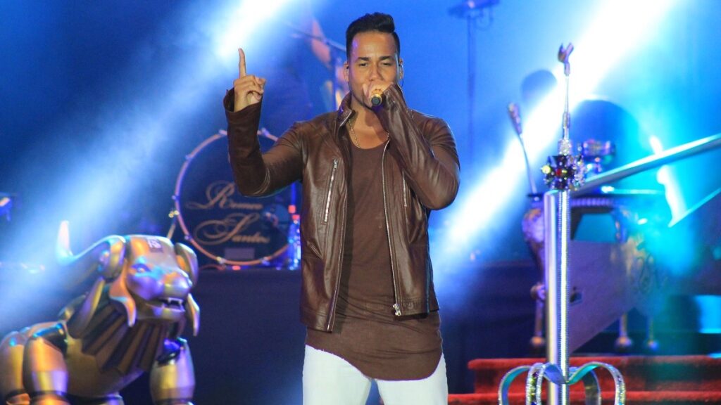 concierto romeo santos miami 2023