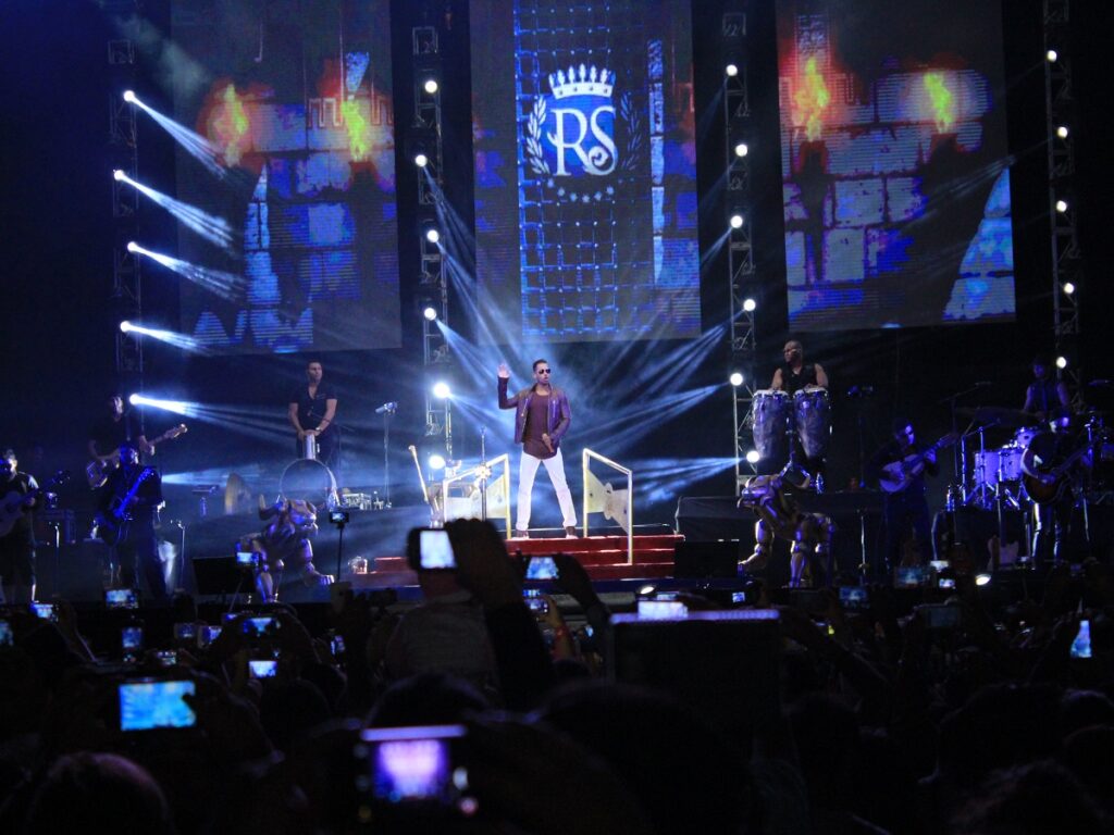 concierto romeo santos miami houston 2023