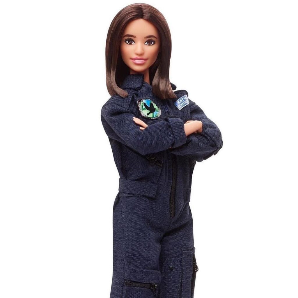 como es la barbie astronauta de katya echazarreta?