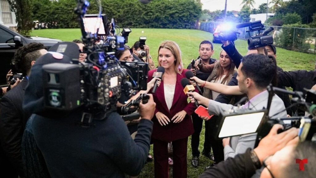 de que se trata la nueva serie con Alicia Machado "juego de mentiras"