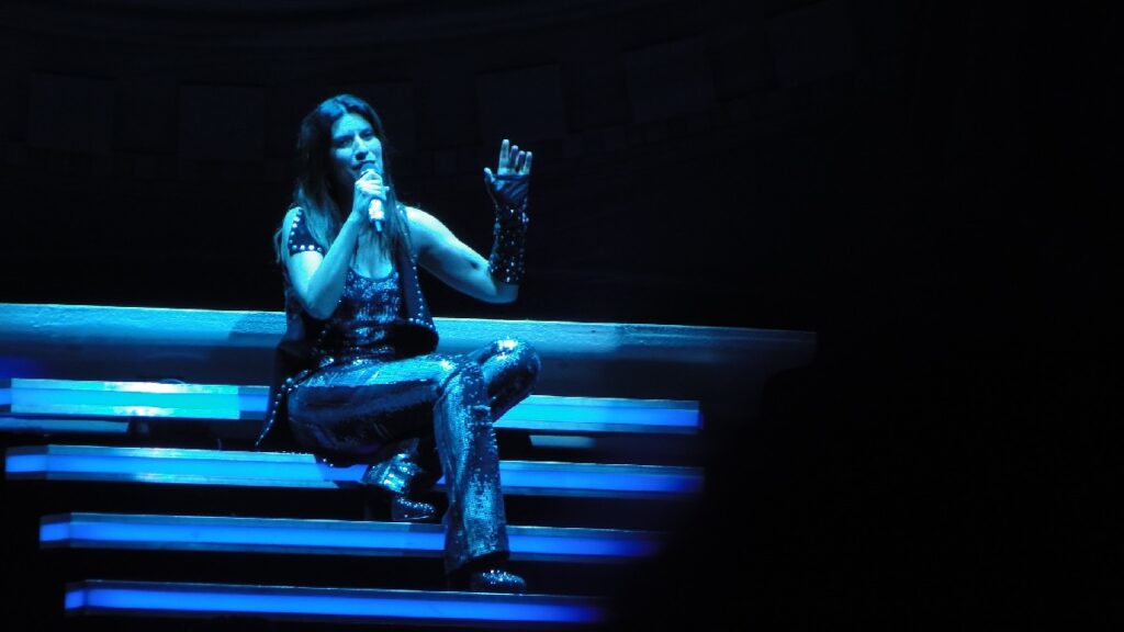 concierto miami laura pausini 2024 2023
