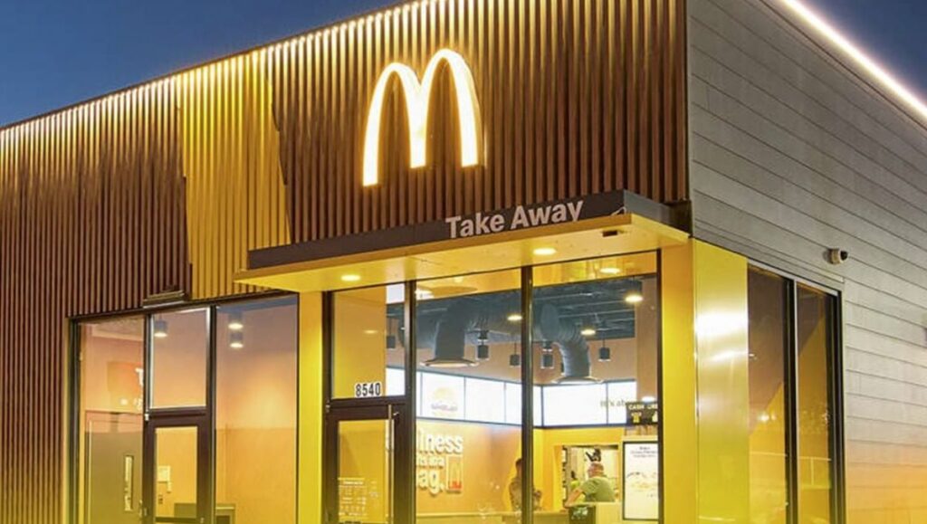 donde inauguro McDonald’s su sede automatizada?